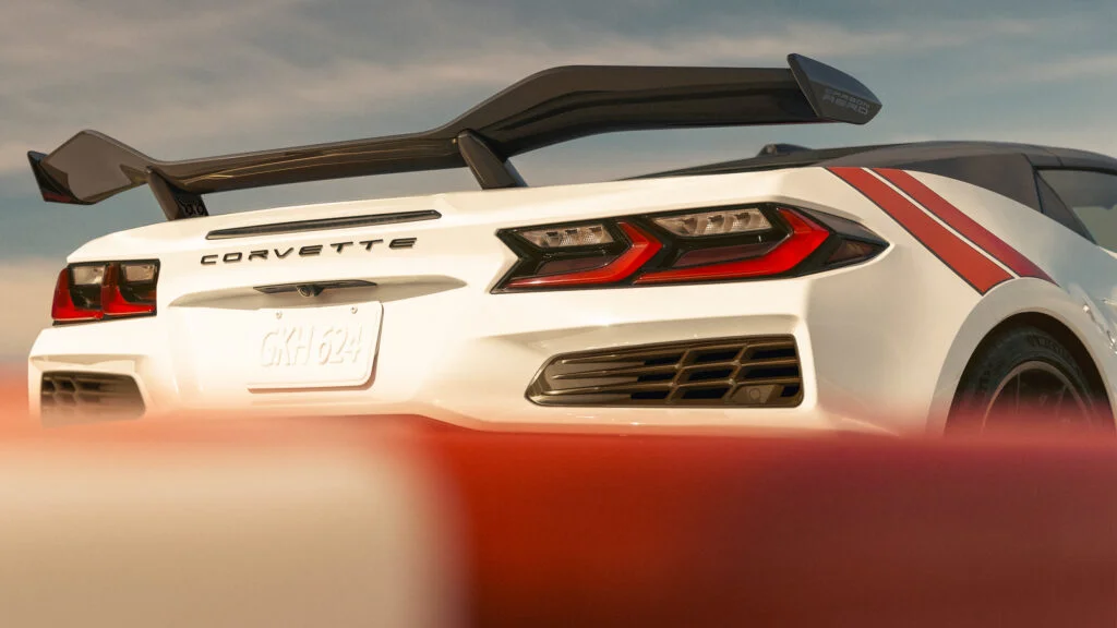 Chevrolet Continues Dual Production of Corvette Models Amid 2027 Launch
