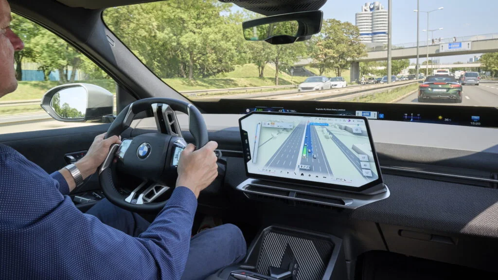 BMW’s 3D Mapping Visualization Enhances Driver Awareness in Future Vehicles